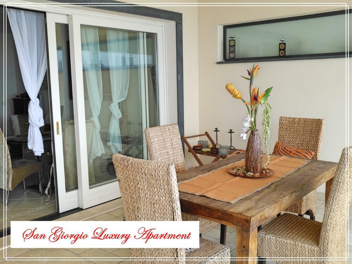 San Giorgio Luxury Apartment Taormina-Panoramic Pool & Parking Space Eksteriør billede