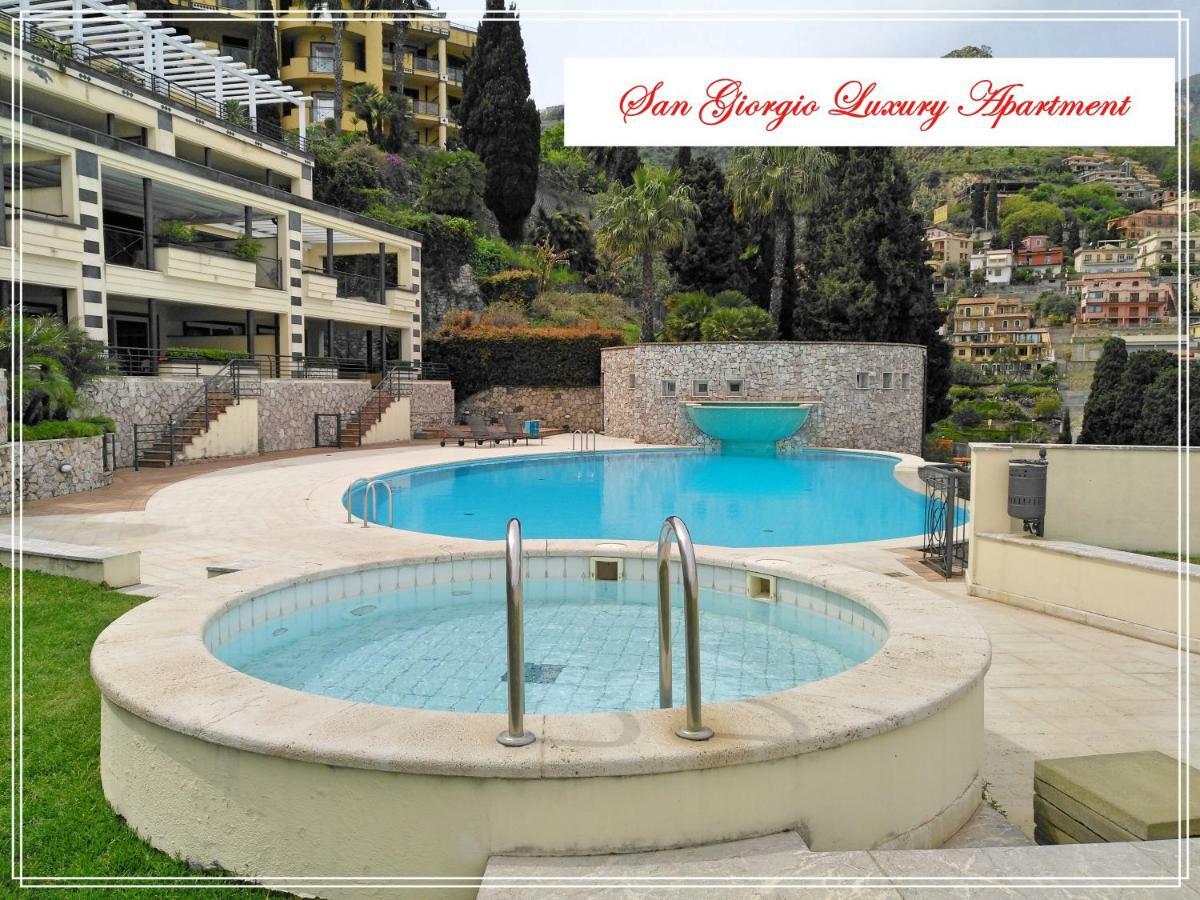 San Giorgio Luxury Apartment Taormina-Panoramic Pool & Parking Space Eksteriør billede