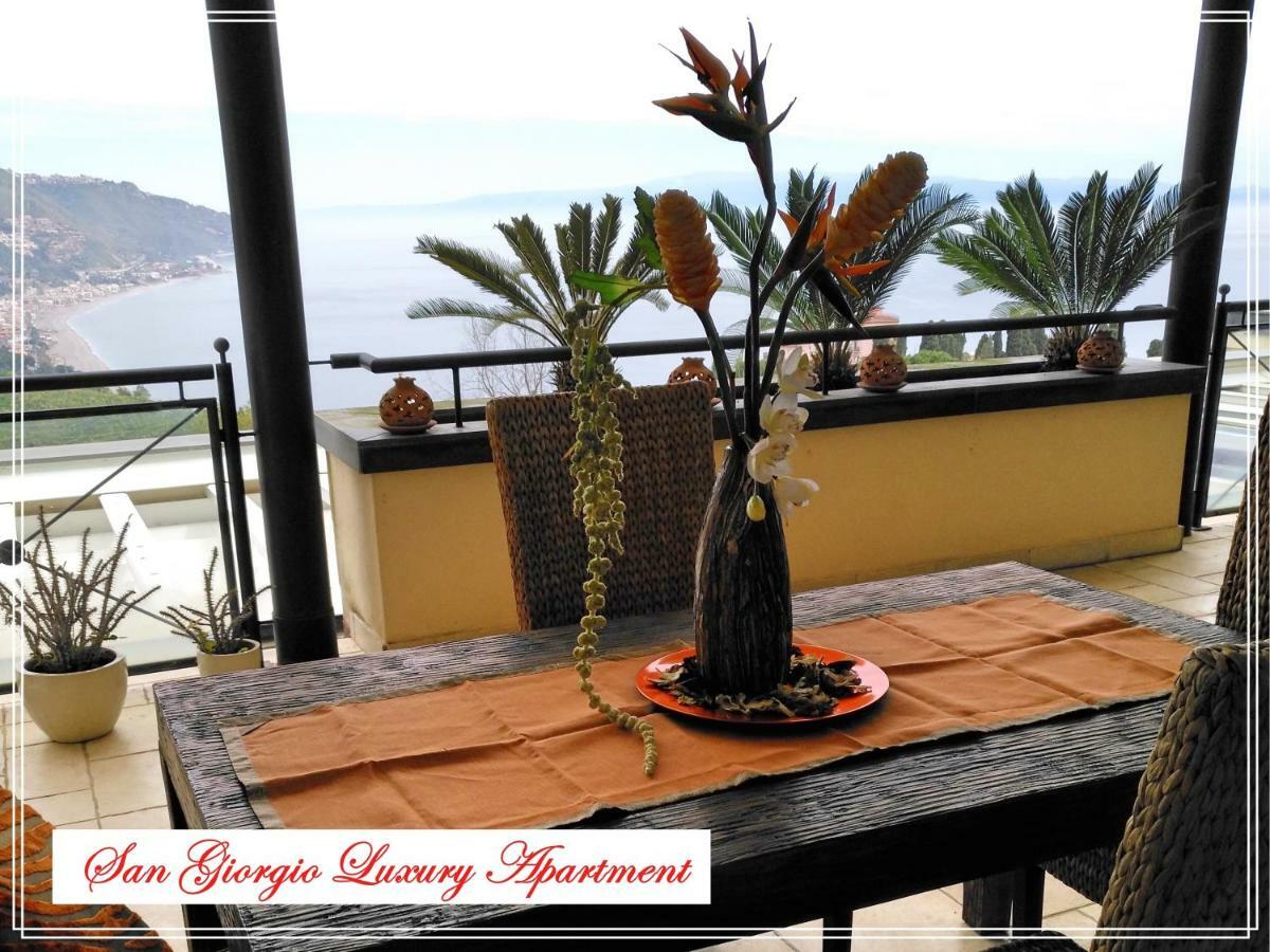 San Giorgio Luxury Apartment Taormina-Panoramic Pool & Parking Space Eksteriør billede