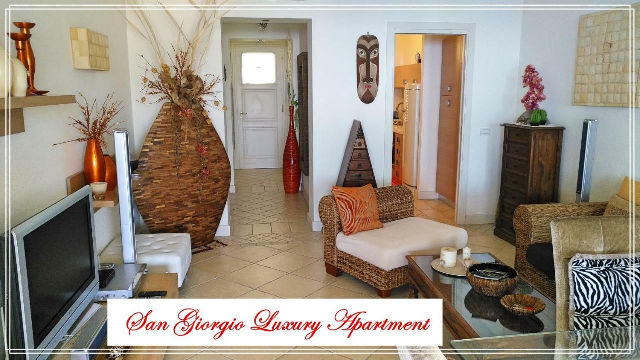 San Giorgio Luxury Apartment Taormina-Panoramic Pool & Parking Space Eksteriør billede